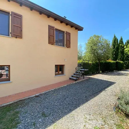 Villa Beautiful Surrounded By Forests Serricciolo